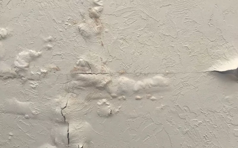 How To Spot Water-Damaged Drywall?